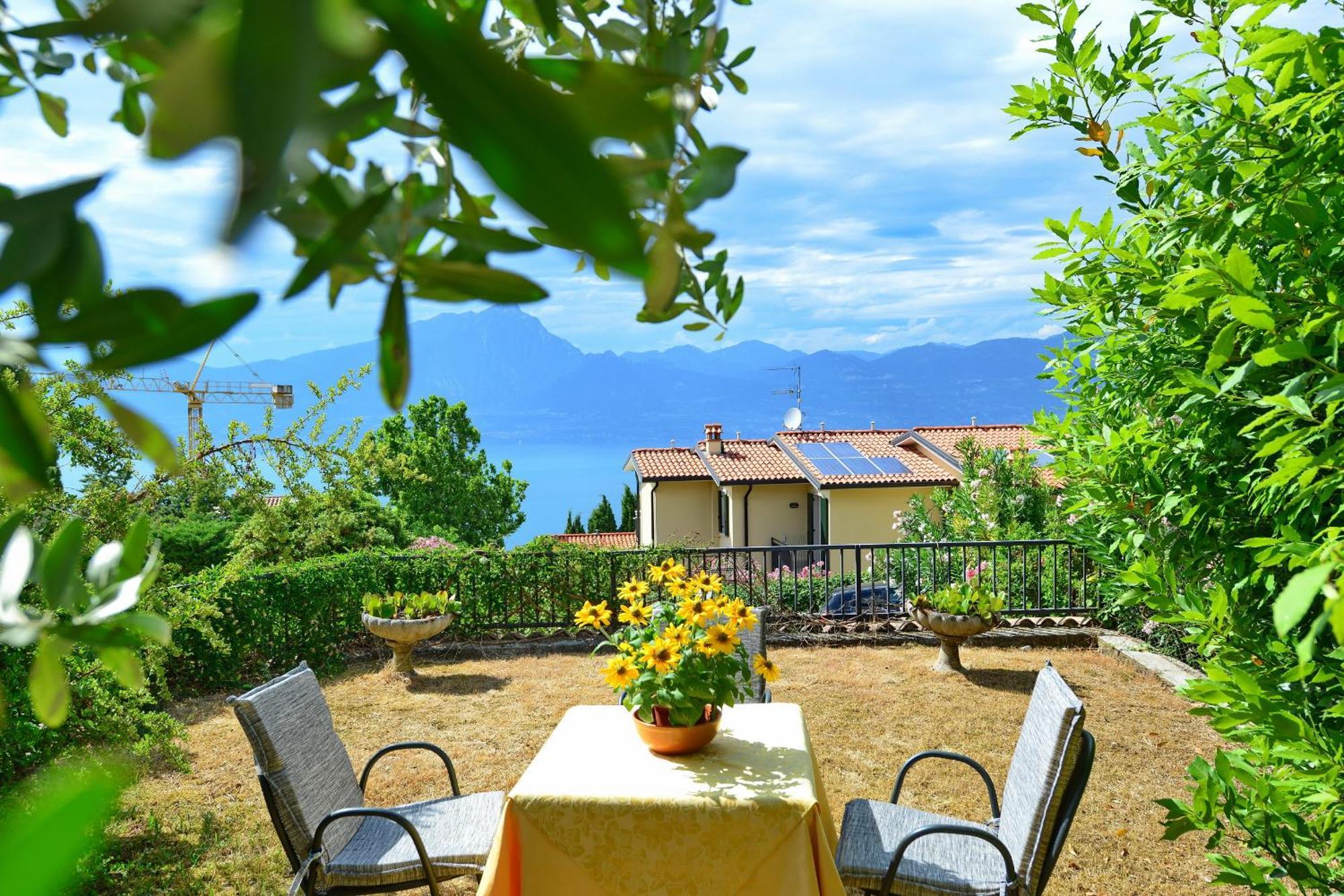 Bed And Breakfast Due Leoni Torri Del Benaco Exteriér fotografie