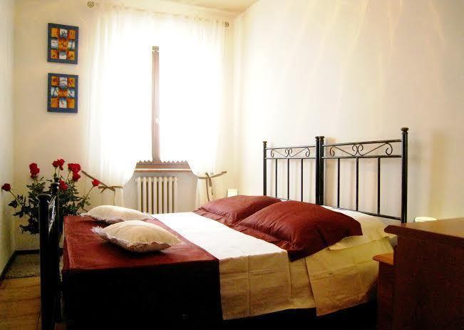 Bed And Breakfast Due Leoni Torri Del Benaco Pokoj fotografie
